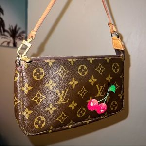 (SOLD‼️) Louis Vuitton Monogram Cerises Pochette Accessories, Brown